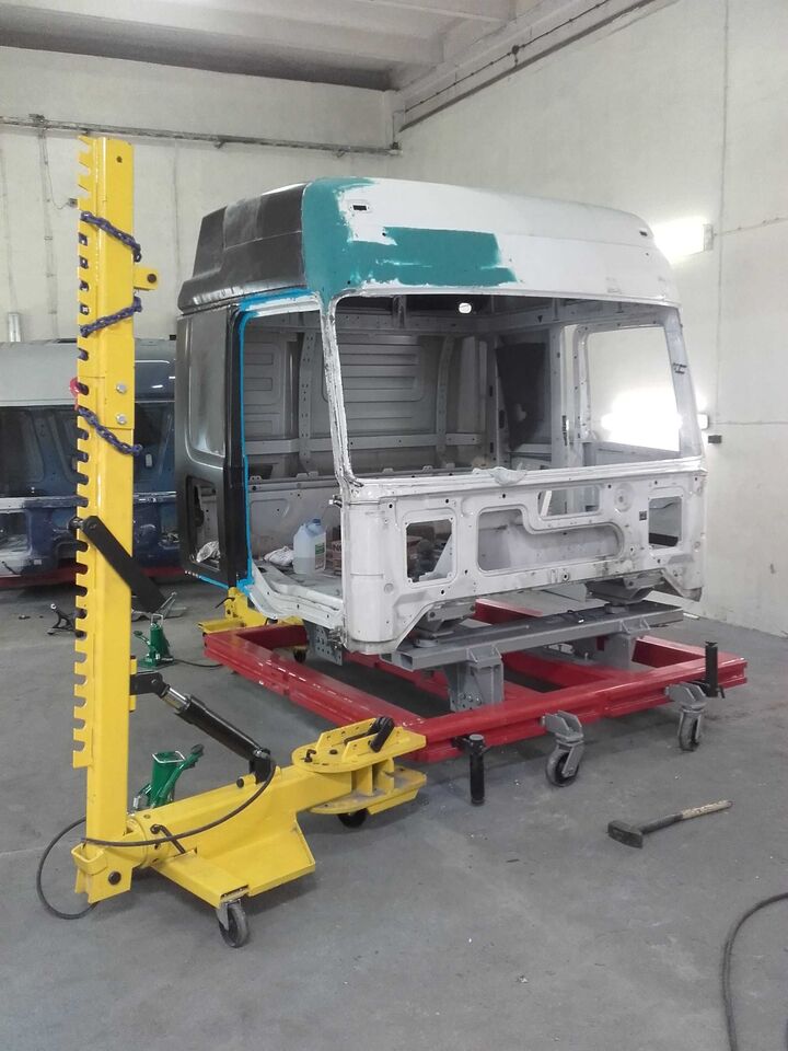 Frame for Truck Cabin Repair / Rahmen für die Reparatur von Lkw-Fahrerhäusern / Rám pro opravu kabin nákladních vozidel / Cadru pentru repararea cabinelor camioanelor - Garaažiseadmed: pilt 2 Frame for Truck Cabin Repair / Rahmen für die Reparatur von Lkw-Fahrerhäusern / Rám pro opravu kabin nákladních vozidel / Cadru pentru repararea cabinelor camioanelor - Garaažiseadmed: pilt 2
