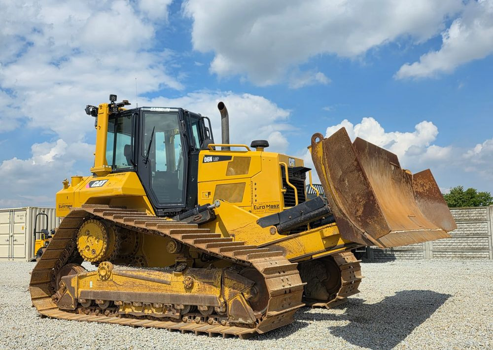 Caterpillar Caterpillar D6N LGP, 2017 ROK, PODWOZIE 80% DOBRE - Buldooser: pilt 1 Caterpillar Caterpillar D6N LGP, 2017 ROK, PODWOZIE 80% DOBRE - Buldooser: pilt 1