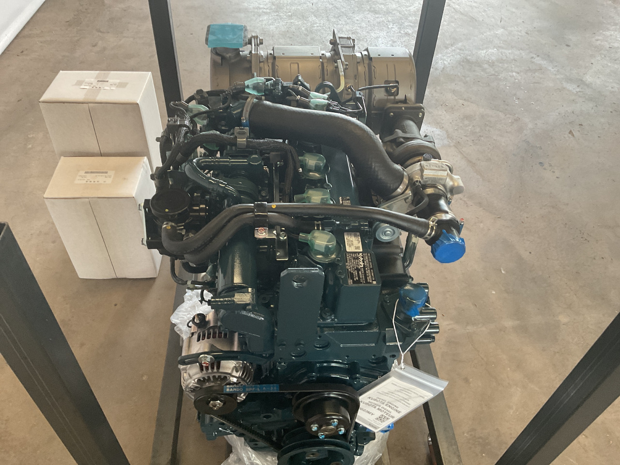 Kubota V3307 CR-T - Mootor: pilt 3 Kubota V3307 CR-T - Mootor: pilt 3