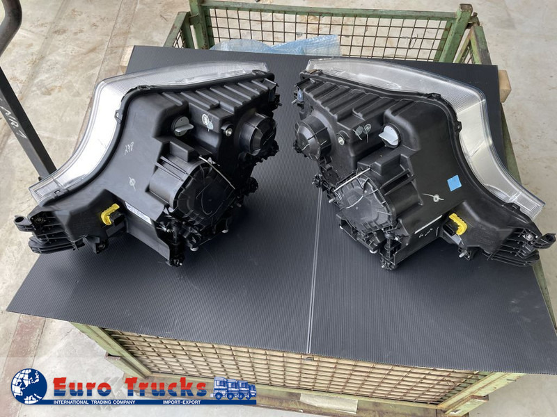 Mercedes-Benz Head light unit MP4 - Esituled - Veoauto: pilt 2 Mercedes-Benz Head light unit MP4 - Esituled - Veoauto: pilt 2