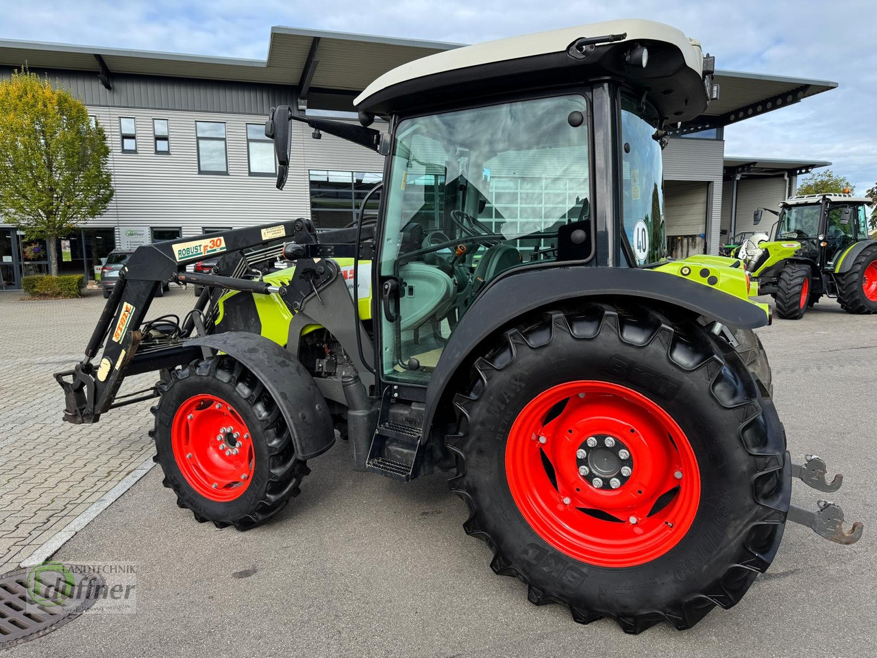 CLAAS ATOS 220 MR C - Traktor: pilt 5 CLAAS ATOS 220 MR C - Traktor: pilt 5
