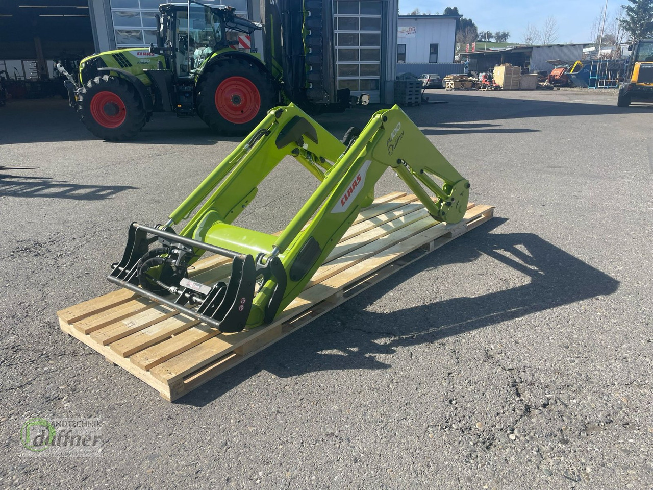 CLAAS FL 100 - Esilaadur traktorile: pilt 3 CLAAS FL 100 - Esilaadur traktorile: pilt 3