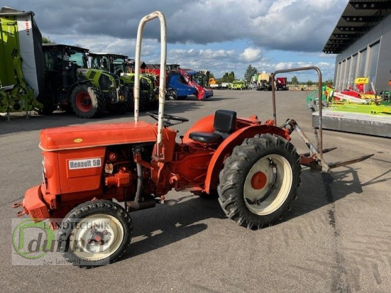 Renault R 7213 Schmalspur - Väiketraktor: pilt 1 Renault R 7213 Schmalspur - Väiketraktor: pilt 1