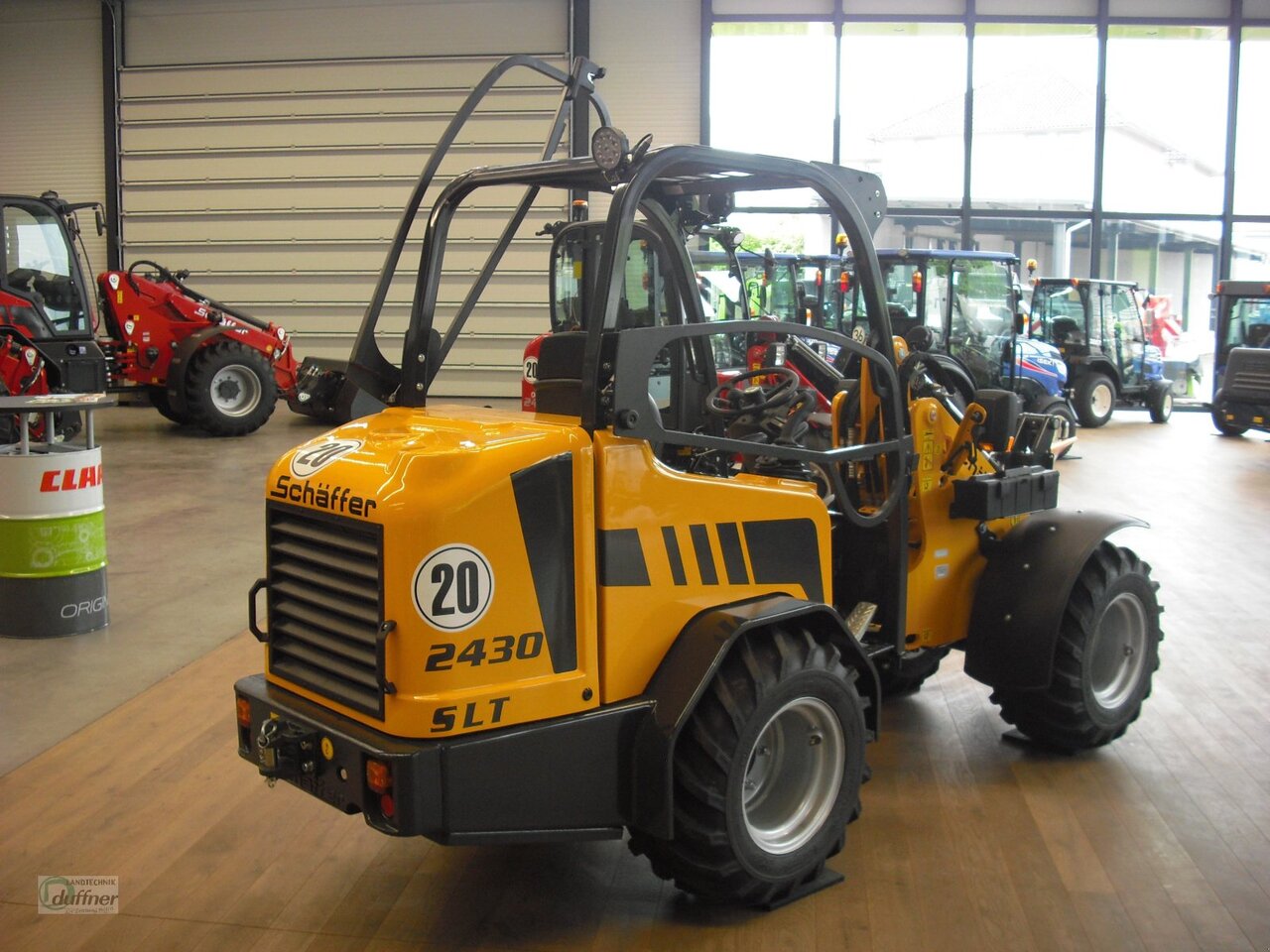 Schäffer 2430 SLT - Minilaadur: pilt 3 Schäffer 2430 SLT - Minilaadur: pilt 3