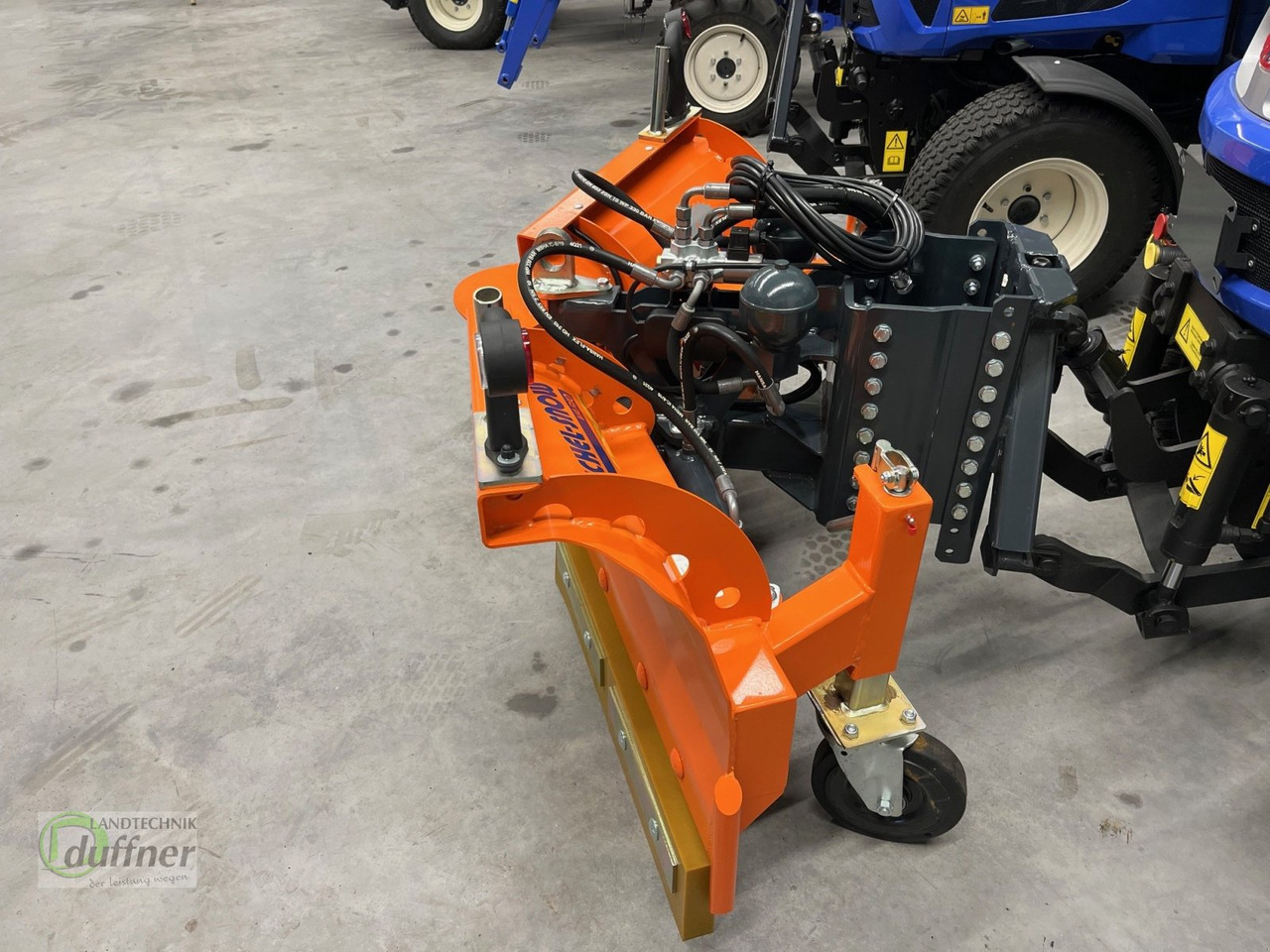 Tuchel Vario 150 - Lumesahk - Kommunaal-/ Erisõiduk: pilt 5 Tuchel Vario 150 - Lumesahk - Kommunaal-/ Erisõiduk: pilt 5