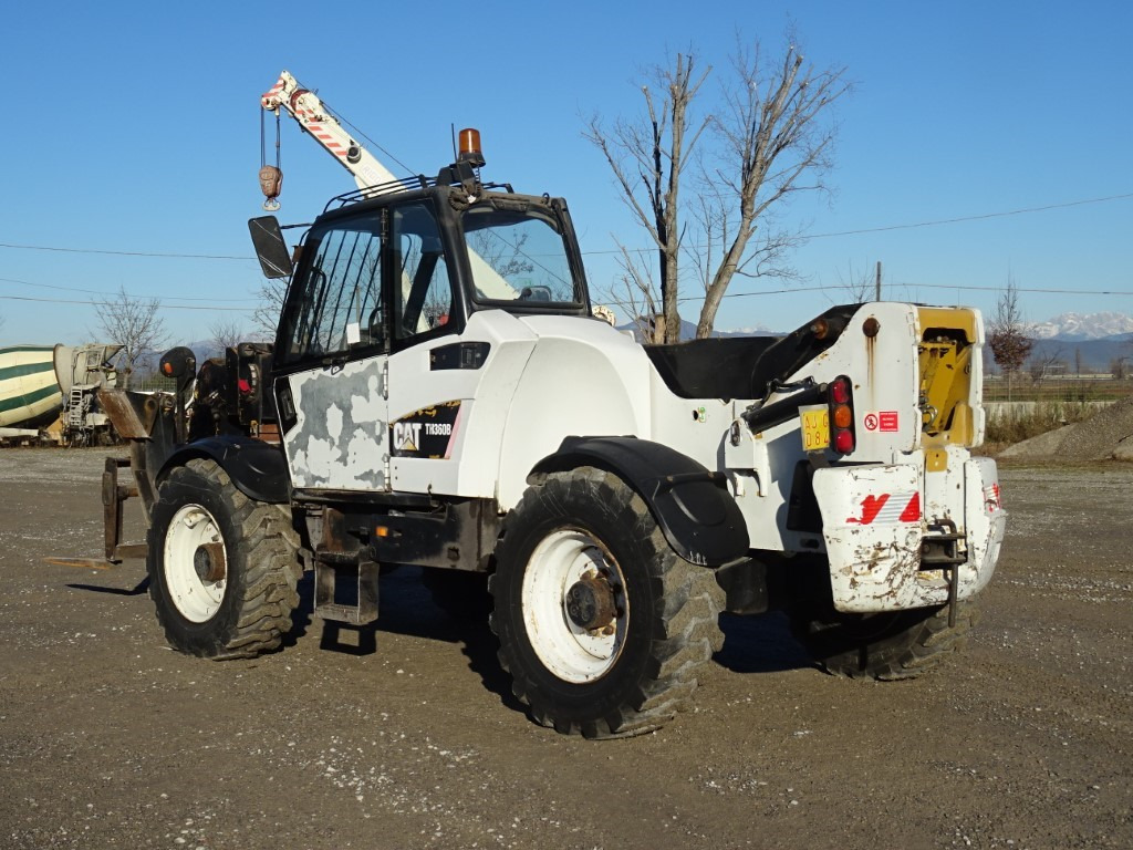 CATERPILLAR TH360B - Teleskooplaadur: pilt 5 CATERPILLAR TH360B - Teleskooplaadur: pilt 5