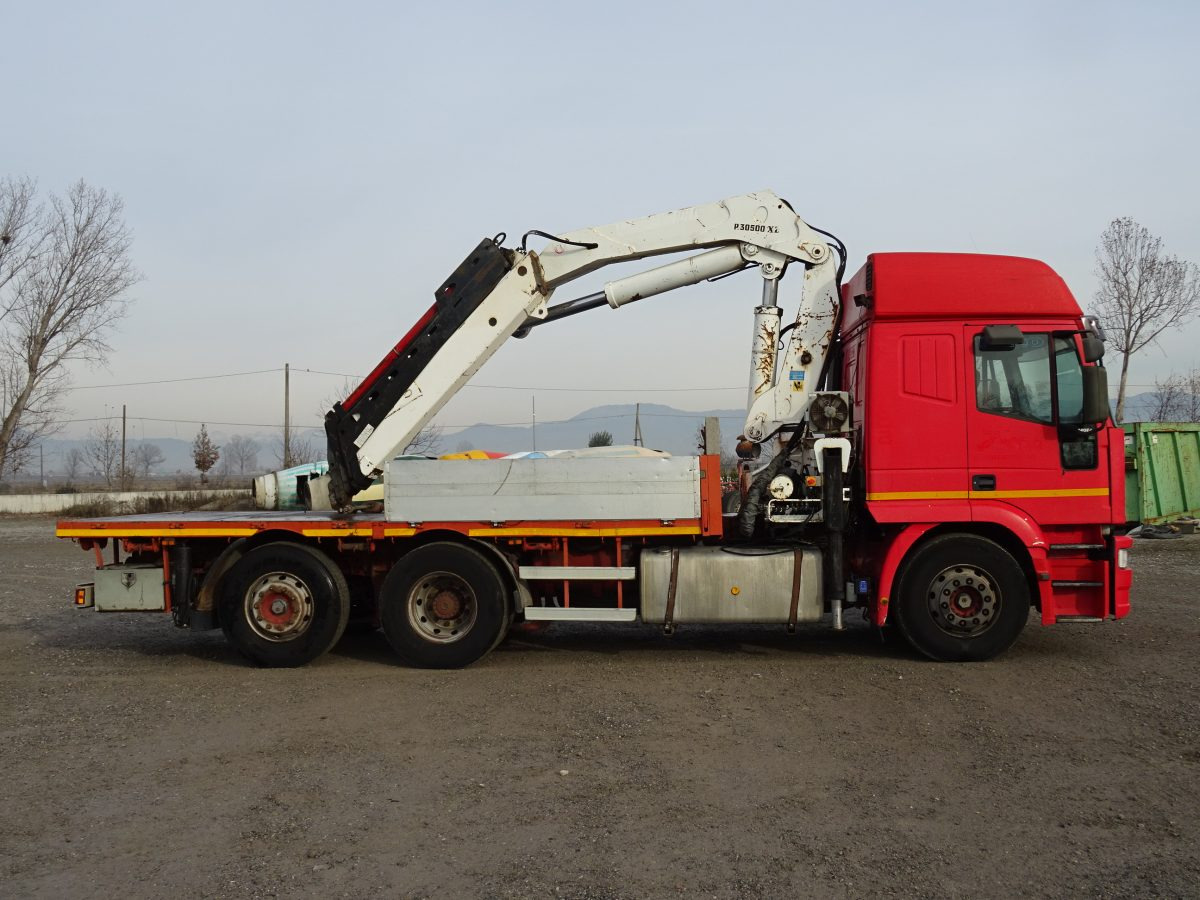 IVECO EUROSTAR 240E42 BONFIGLIOLI P30500XL - Madelveok/ Platvormveok, Kraanaga veoauto: pilt 4 IVECO EUROSTAR 240E42 BONFIGLIOLI P30500XL - Madelveok/ Platvormveok, Kraanaga veoauto: pilt 4
