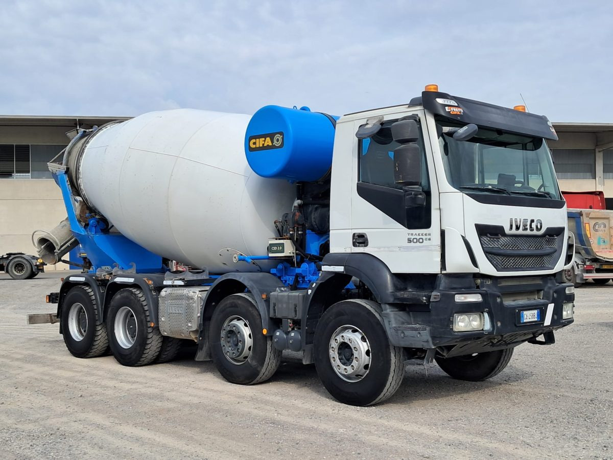 IVECO TRAKKER 500 CIFA RY1300 - Autobetoonisegisti: pilt 5 IVECO TRAKKER 500 CIFA RY1300 - Autobetoonisegisti: pilt 5