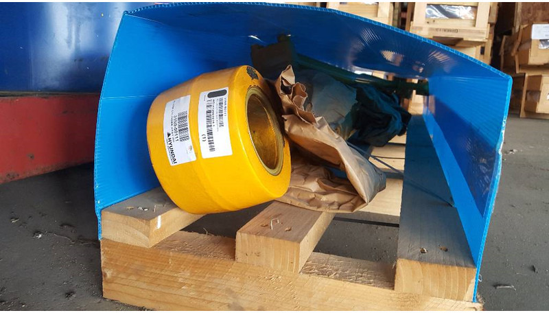 Hyundai Boom Cylinder RH - R320 LC-7, 31N9-50111 - Hüdraulika - Ehitusmasinad: pilt 3 Hyundai Boom Cylinder RH - R320 LC-7, 31N9-50111 - Hüdraulika - Ehitusmasinad: pilt 3