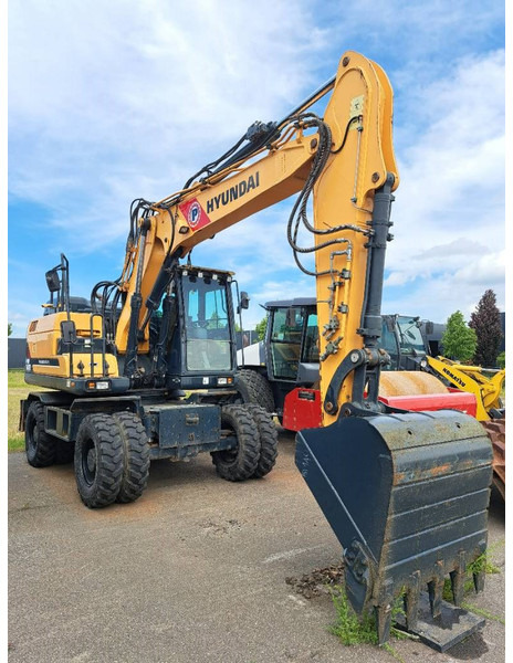 Hyundai HW 140 - Ratastel ekskavaator: pilt 5 Hyundai HW 140 - Ratastel ekskavaator: pilt 5