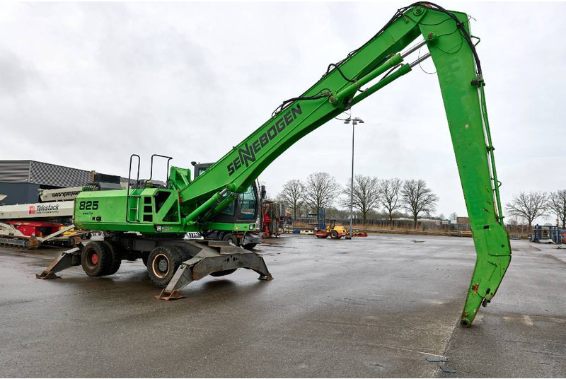 Sennebogen 825M-C - Jäätme-/ Tööstuslik käitleja: pilt 4 Sennebogen 825M-C - Jäätme-/ Tööstuslik käitleja: pilt 4