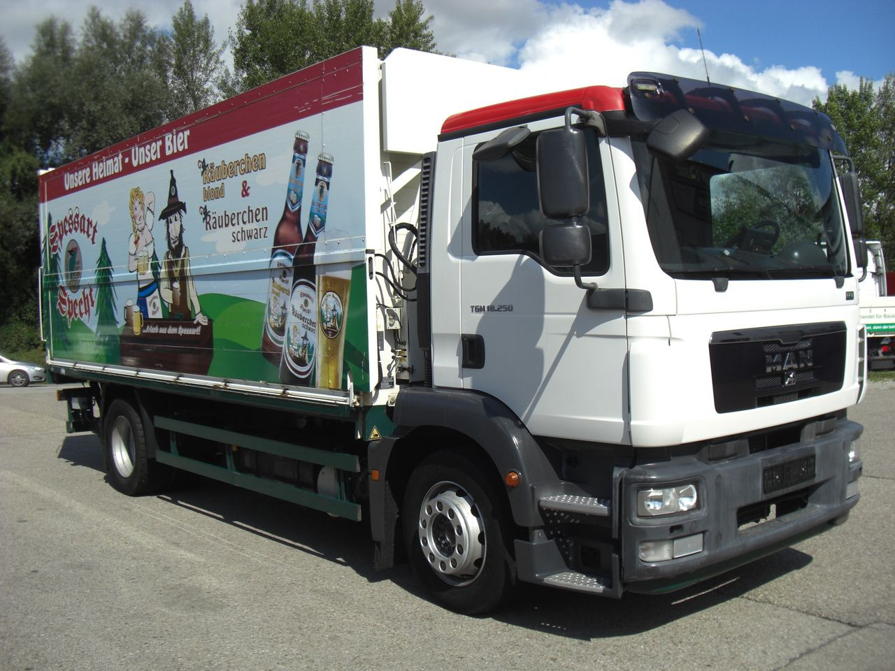 MAN 18250 TGM - Kasti veoauto: pilt 2 MAN 18250 TGM - Kasti veoauto: pilt 2