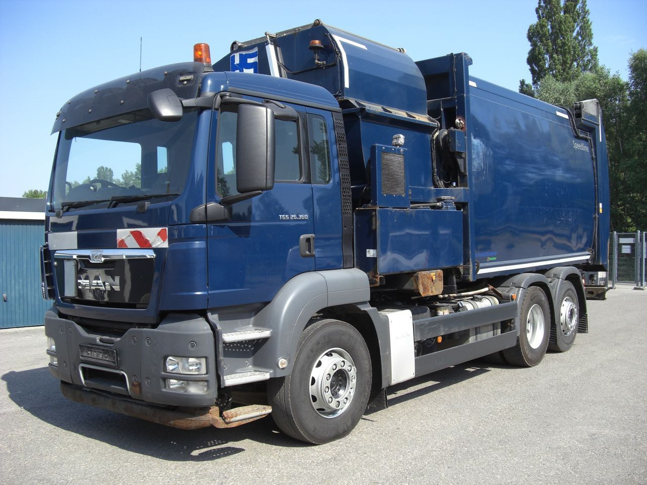 MAN 26360FNLL / SEITENLADER MAN 26360FNLL / SEITENLADER - Prügiauto: pilt 1 MAN 26360FNLL / SEITENLADER MAN 26360FNLL / SEITENLADER - Prügiauto: pilt 1