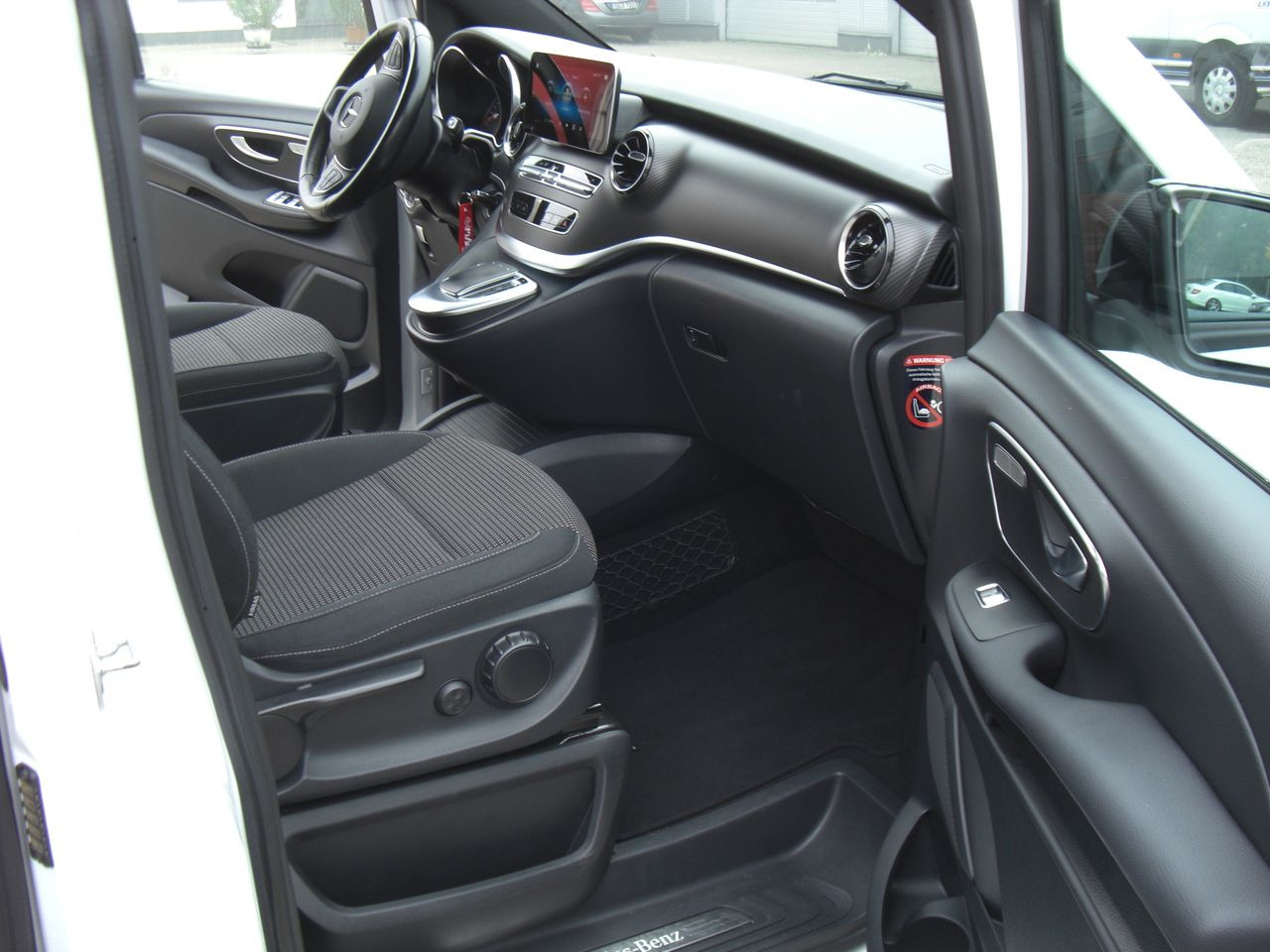 Meeskonnaauto Mercedes-Benz V 250 LANG: pilt 11 Meeskonnaauto Mercedes-Benz V 250 LANG: pilt 11