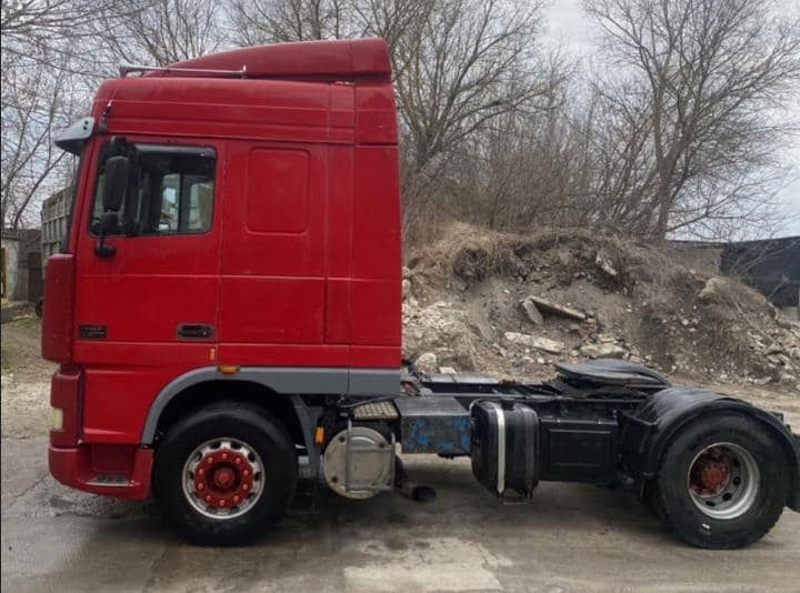 DAF XF 95.430 Tractor head 4x2 - Sadulveok: pilt 4 DAF XF 95.430 Tractor head 4x2 - Sadulveok: pilt 4