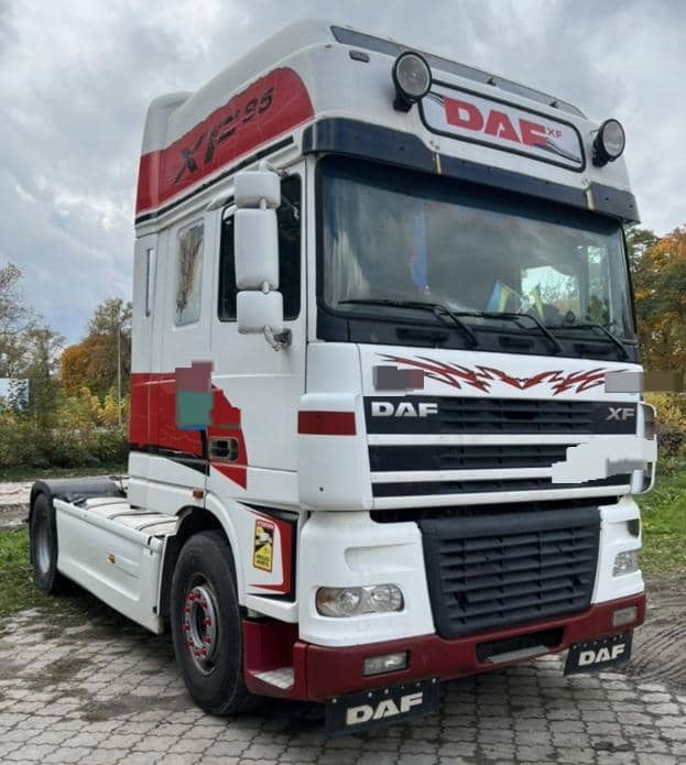 DAF XF 95 Tractor unit - Sadulveok: pilt 3 DAF XF 95 Tractor unit - Sadulveok: pilt 3