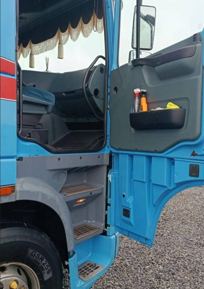 DAF XF95 - Sadulveok: pilt 4 DAF XF95 - Sadulveok: pilt 4