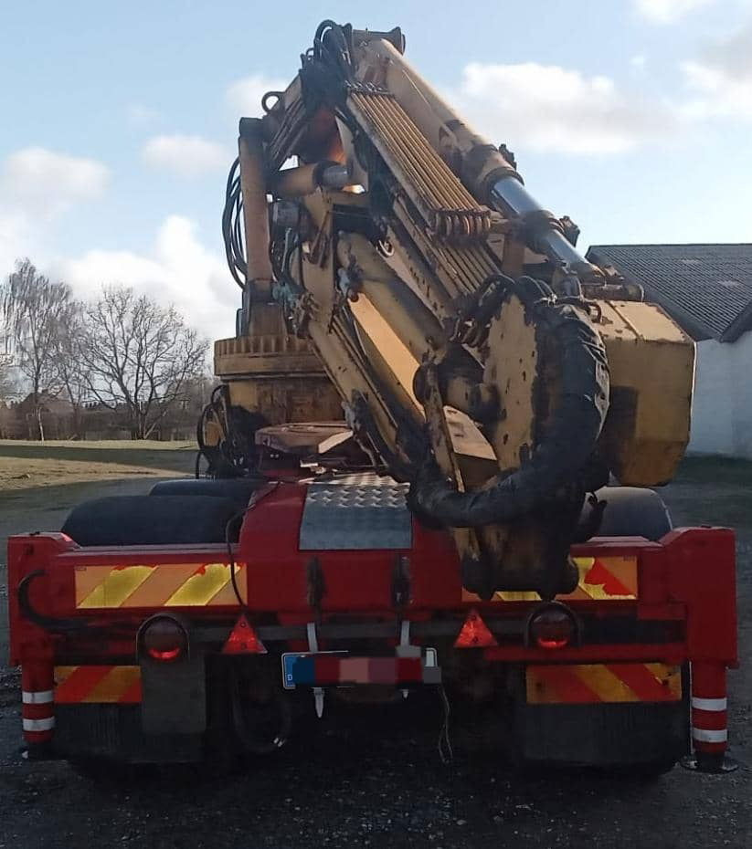 Sadulveok Scania R143-450 V8 Tractor unit with crane: pilt 6