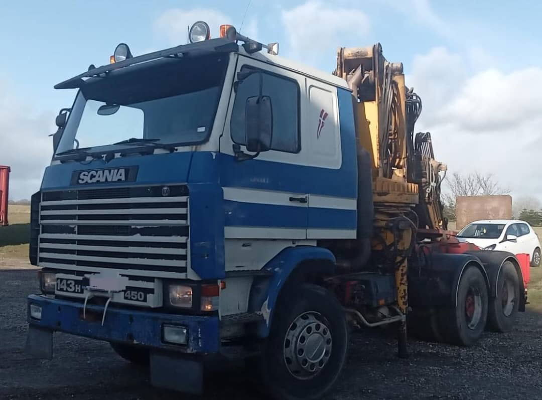 Scania R143-450 V8 Tractor unit with crane - Sadulveok: pilt 2 Scania R143-450 V8 Tractor unit with crane - Sadulveok: pilt 2