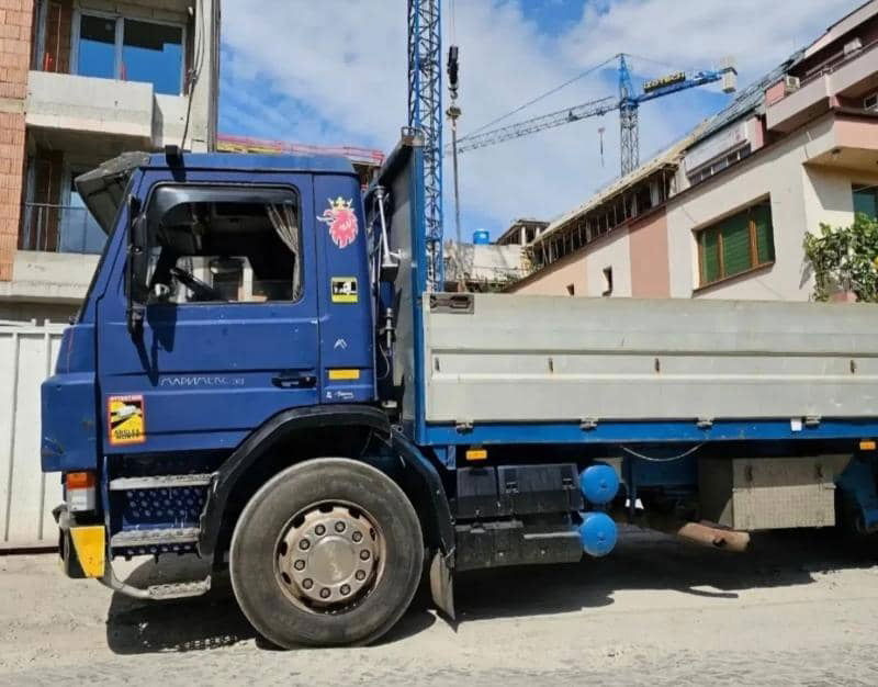 Scania 93 Carne - Kraanaga veoauto: pilt 3 Scania 93 Carne - Kraanaga veoauto: pilt 3