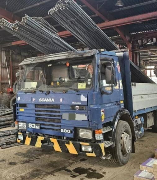 Scania 93 Carne - Kraanaga veoauto: pilt 2 Scania 93 Carne - Kraanaga veoauto: pilt 2