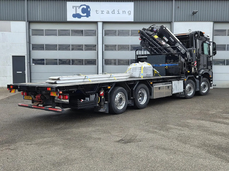 Mercedes-Benz Arocs 8x2 4 Fassi 82TM 2017 euro 6 - Kraanaga veoauto: pilt 5 Mercedes-Benz Arocs 8x2 4 Fassi 82TM 2017 euro 6 - Kraanaga veoauto: pilt 5