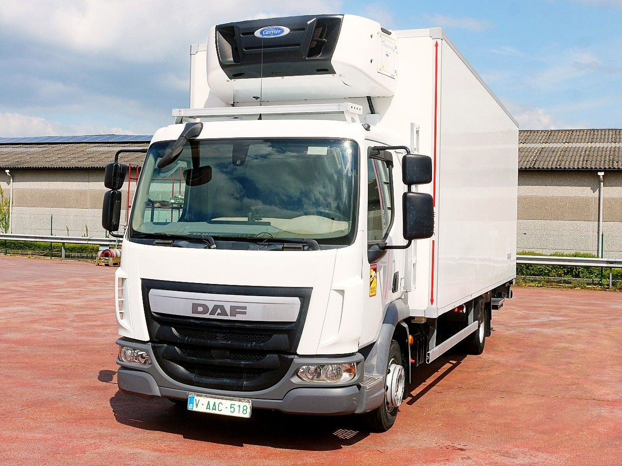 DAF 180.12 LF FA KUHLKOFFER CARRIER SUPRA 850 MULTI - Külmutiga veoauto: pilt 5 DAF 180.12 LF FA KUHLKOFFER CARRIER SUPRA 850 MULTI - Külmutiga veoauto: pilt 5