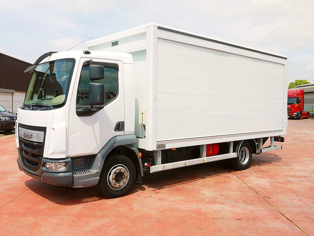 DAF LF 180 12 GETRANKENWAGEN LBW LUFT - Joogiveok: pilt 4 DAF LF 180 12 GETRANKENWAGEN LBW LUFT - Joogiveok: pilt 4