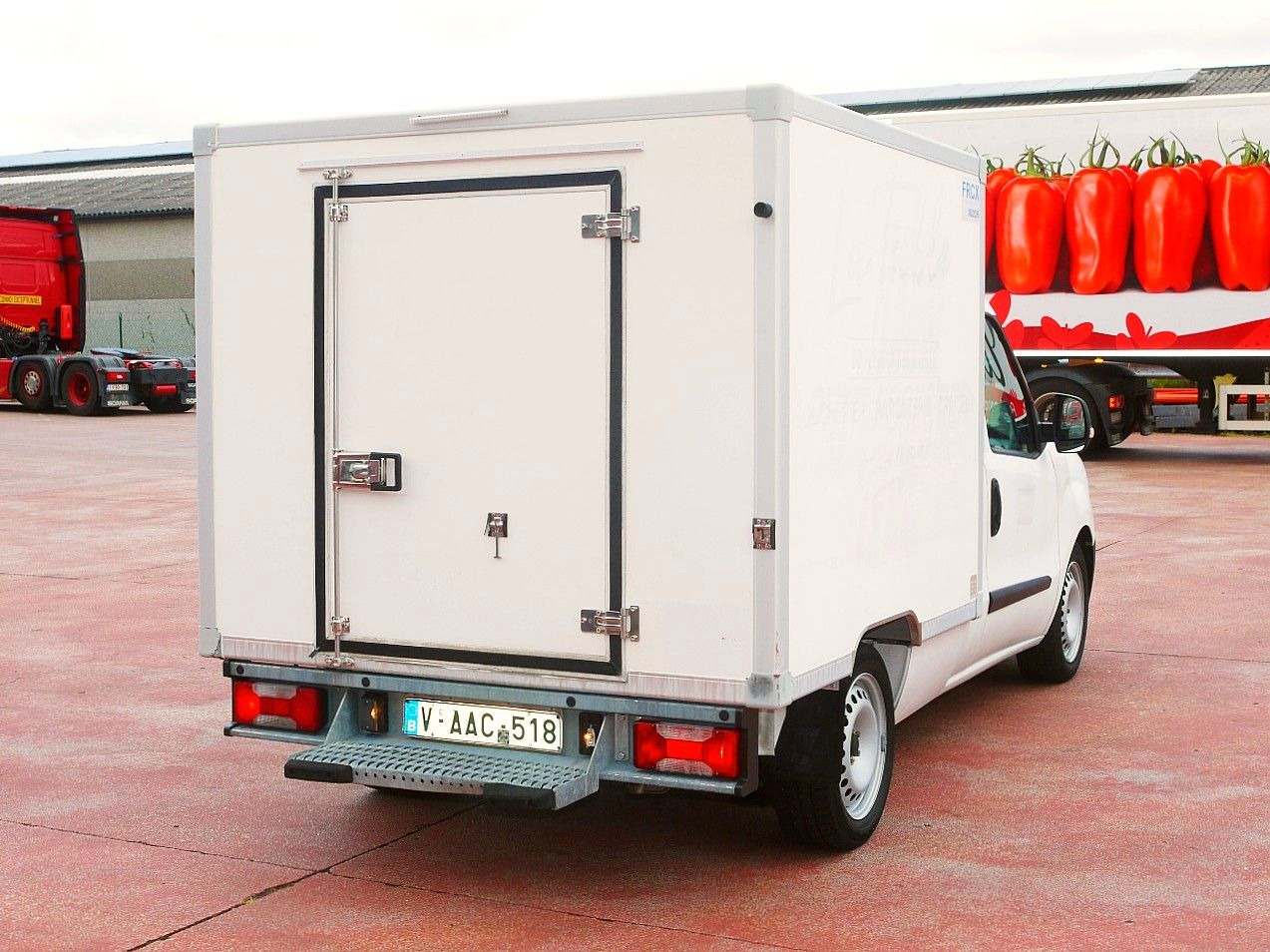 Fiat 1.3 DOBLO KUHLKOFFER RELEC FROD TR22 -20C - Tarbesõiduk külmik: pilt 5 Fiat 1.3 DOBLO KUHLKOFFER RELEC FROD TR22 -20C - Tarbesõiduk külmik: pilt 5