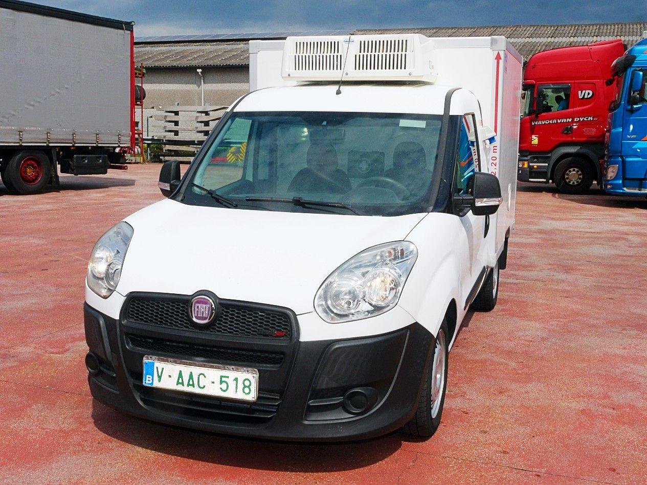 Fiat DOBLO 1.3 KUHLKOFFER RELEC FROID TR 22 -20C - Tarbesõiduk külmik: pilt 4 Fiat DOBLO 1.3 KUHLKOFFER RELEC FROID TR 22 -20C - Tarbesõiduk külmik: pilt 4