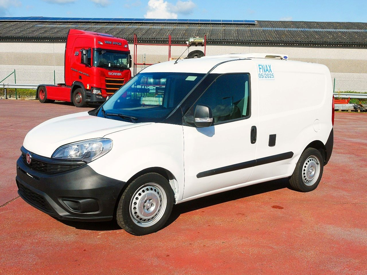 Fiat DOBLO 1.4 KUHLKASTENWAGEN CARRIER NEOS -20c E6 - Tarbesõiduk külmik: pilt 3 Fiat DOBLO 1.4 KUHLKASTENWAGEN CARRIER NEOS -20c E6 - Tarbesõiduk külmik: pilt 3