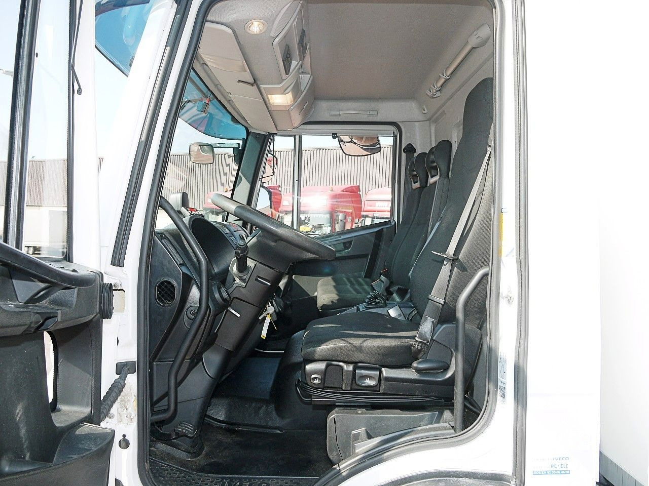 Külmutiga veoauto Iveco 120E28 KUHLKOFFER FLEISH BAHNEN CARRIER  XARIOS: pilt 14