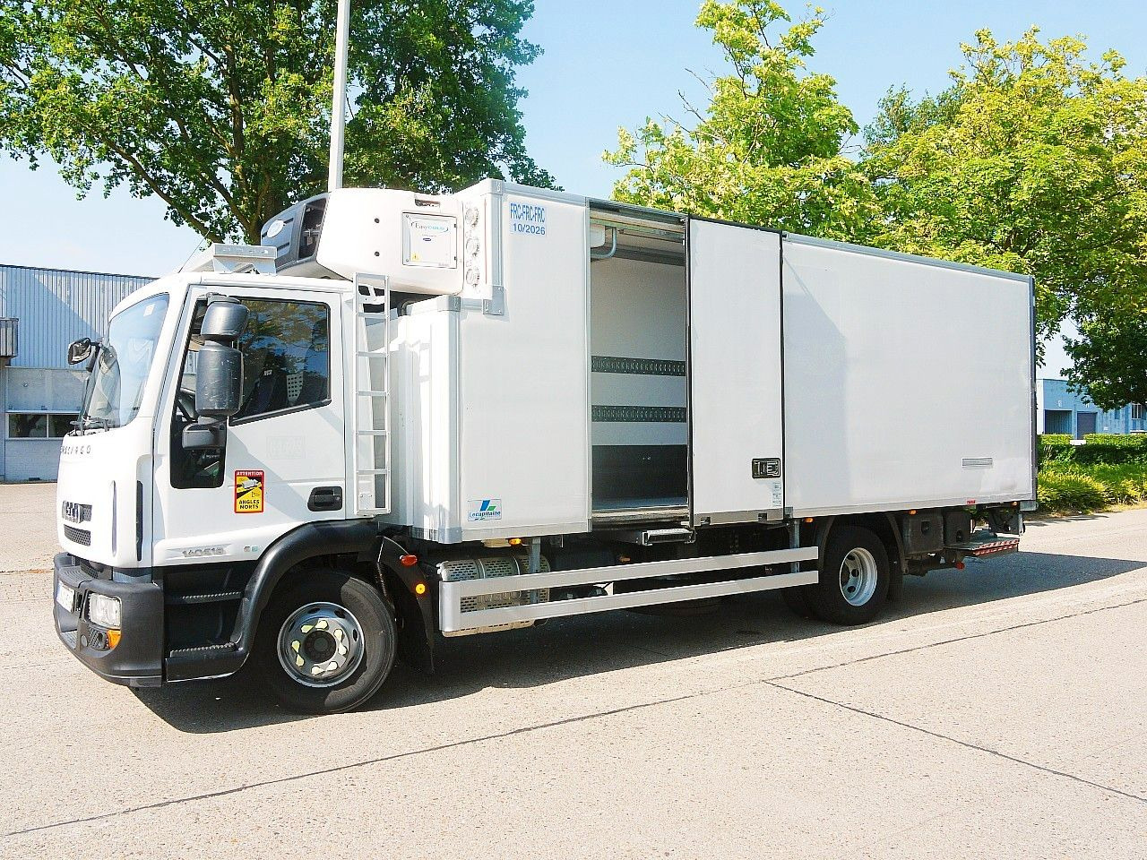 Iveco 140E19 EUROCARGO KUHLKOFFER CARRIER SUPRA 1250MT - Külmutiga veoauto: pilt 3 Iveco 140E19 EUROCARGO KUHLKOFFER CARRIER SUPRA 1250MT - Külmutiga veoauto: pilt 3