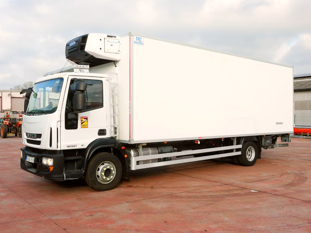 Iveco 160E21 KUHLKOFFER CARRIER SUPRA 750 LBW LUFT - Külmutiga veoauto: pilt 4 Iveco 160E21 KUHLKOFFER CARRIER SUPRA 750 LBW LUFT - Külmutiga veoauto: pilt 4