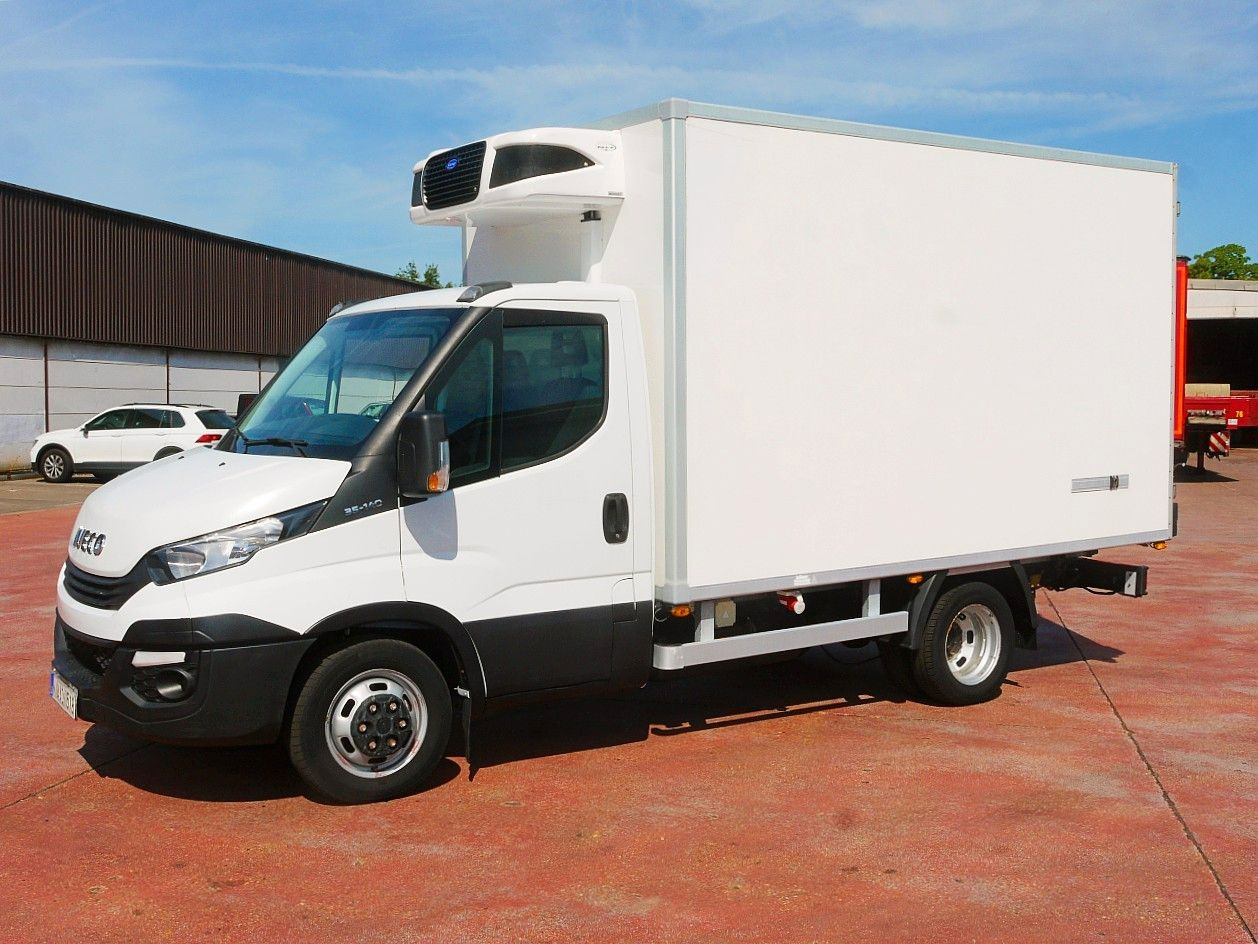 Iveco 35C14 DAILY KUHLKOFER CARIER PULSOR 600MULTi A/C - Tarbesõiduk külmik: pilt 4 Iveco 35C14 DAILY KUHLKOFER CARIER PULSOR 600MULTi A/C - Tarbesõiduk külmik: pilt 4