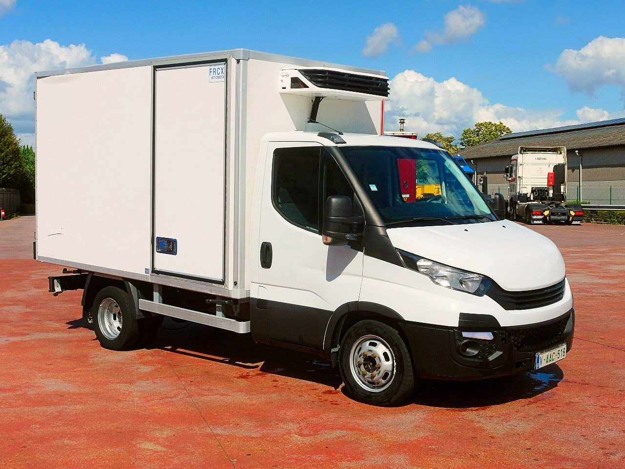 Iveco 35C14 KUHLKOFFER CARRIER XARIOS 350 -20C - Tarbesõiduk külmik: pilt 2 Iveco 35C14 KUHLKOFFER CARRIER XARIOS 350 -20C - Tarbesõiduk külmik: pilt 2
