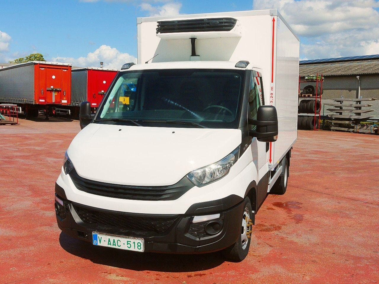 Iveco 35C14 KUHLKOFFER CARRIER XARIOS 350 -20C - Tarbesõiduk külmik: pilt 5 Iveco 35C14 KUHLKOFFER CARRIER XARIOS 350 -20C - Tarbesõiduk külmik: pilt 5