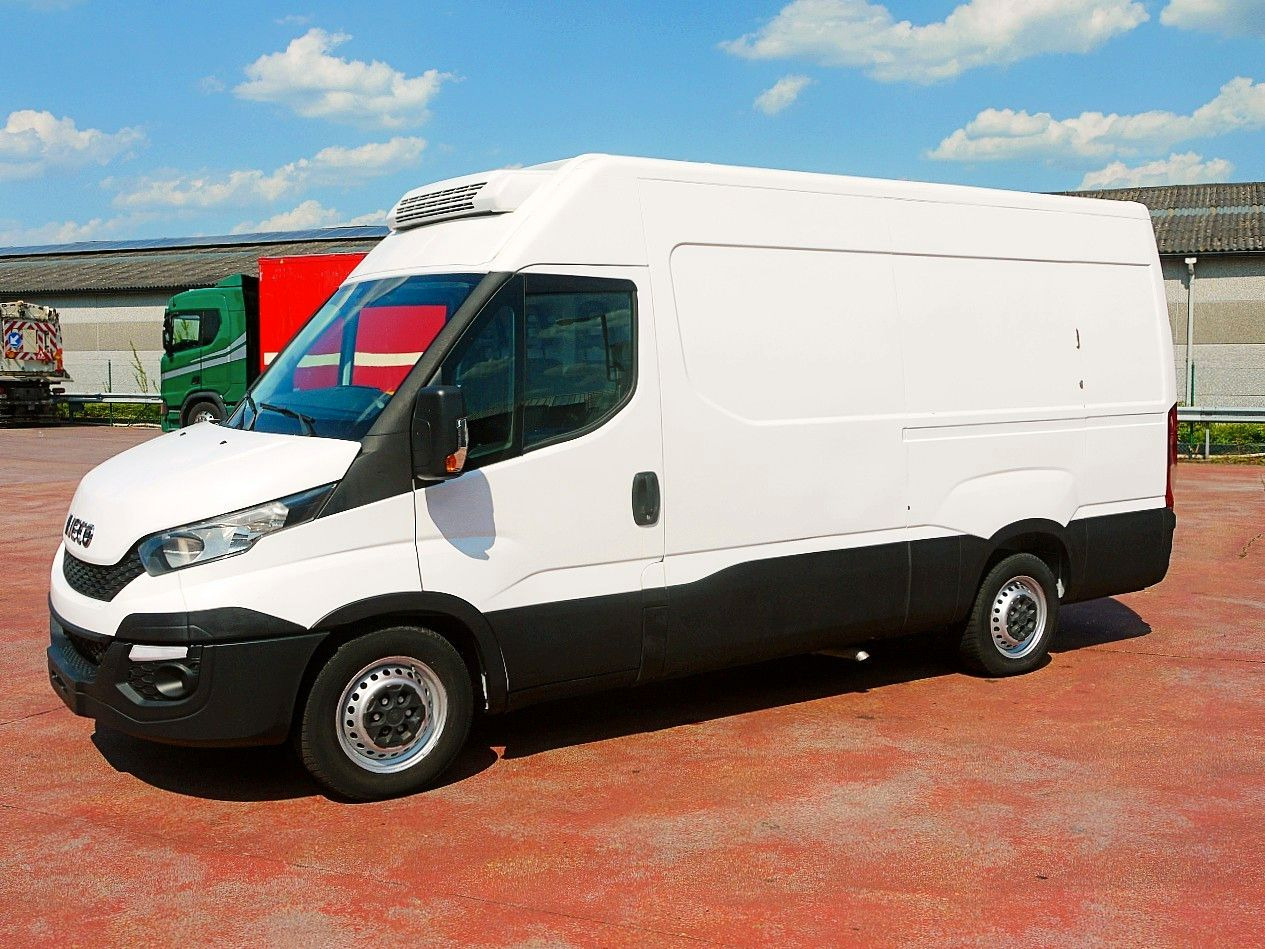 Iveco 35S13 DAILY KUHLKASTENWAGEN THERMOKING V300 MULT - Tarbesõiduk külmik: pilt 4 Iveco 35S13 DAILY KUHLKASTENWAGEN THERMOKING V300 MULT - Tarbesõiduk külmik: pilt 4