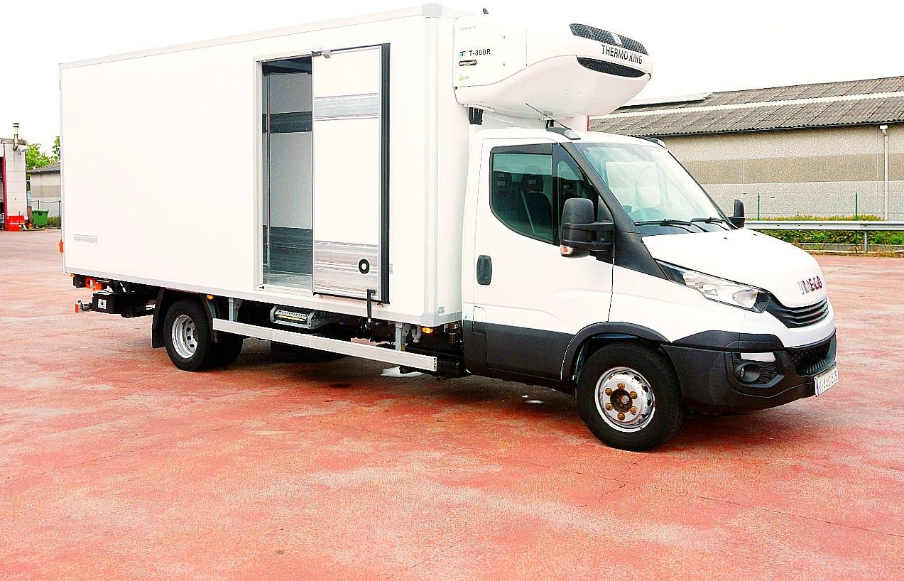 Iveco 72C21 70 65 DAILY THERMOKING T800 A/C LBW LUFT - Tarbesõiduk külmik: pilt 3 Iveco 72C21 70 65 DAILY THERMOKING T800 A/C LBW LUFT - Tarbesõiduk külmik: pilt 3