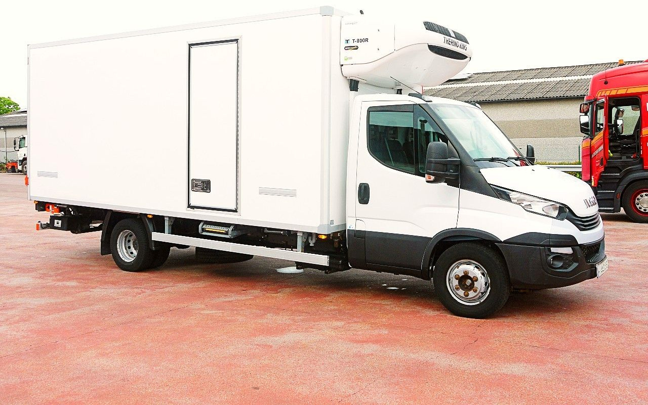 Iveco 72C21 70 65 DAILY THERMOKING T800 A/C LBW LUFT - Tarbesõiduk külmik: pilt 2 Iveco 72C21 70 65 DAILY THERMOKING T800 A/C LBW LUFT - Tarbesõiduk külmik: pilt 2