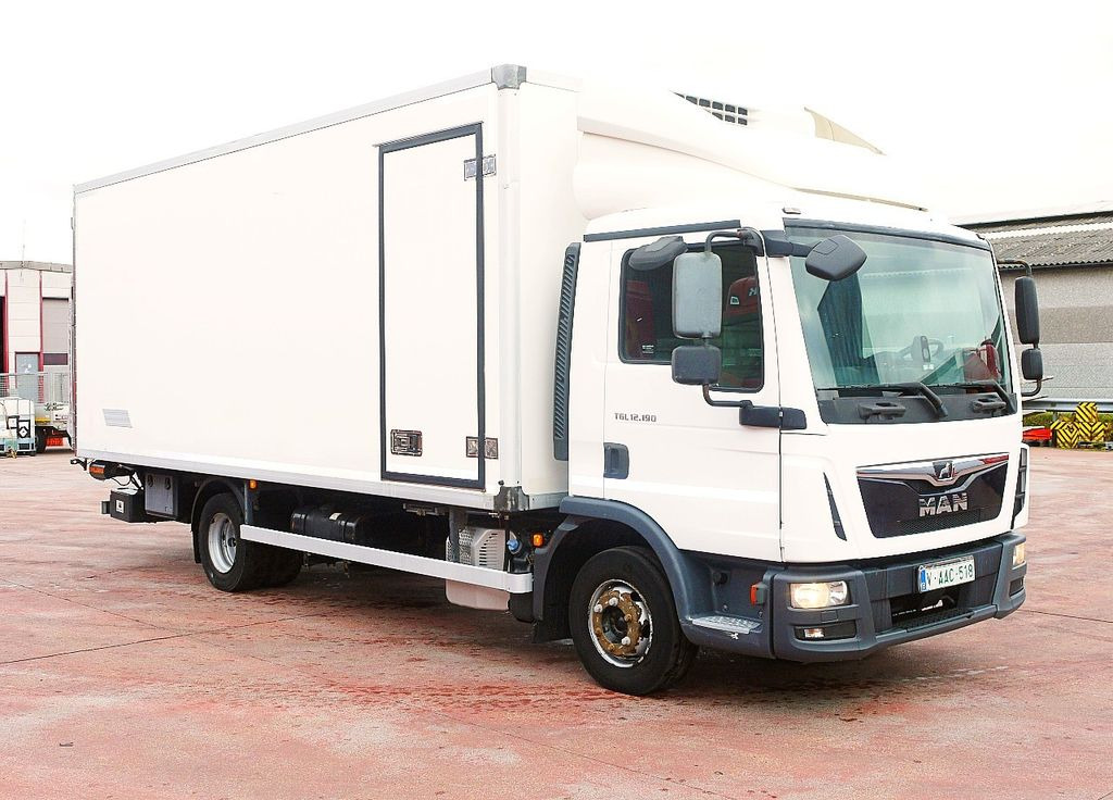 MAN 12.190 TGL KUHLKOFFER THERMOKING V800 MT LUFT AC - Külmutiga veoauto: pilt 2 MAN 12.190 TGL KUHLKOFFER THERMOKING V800 MT LUFT AC - Külmutiga veoauto: pilt 2