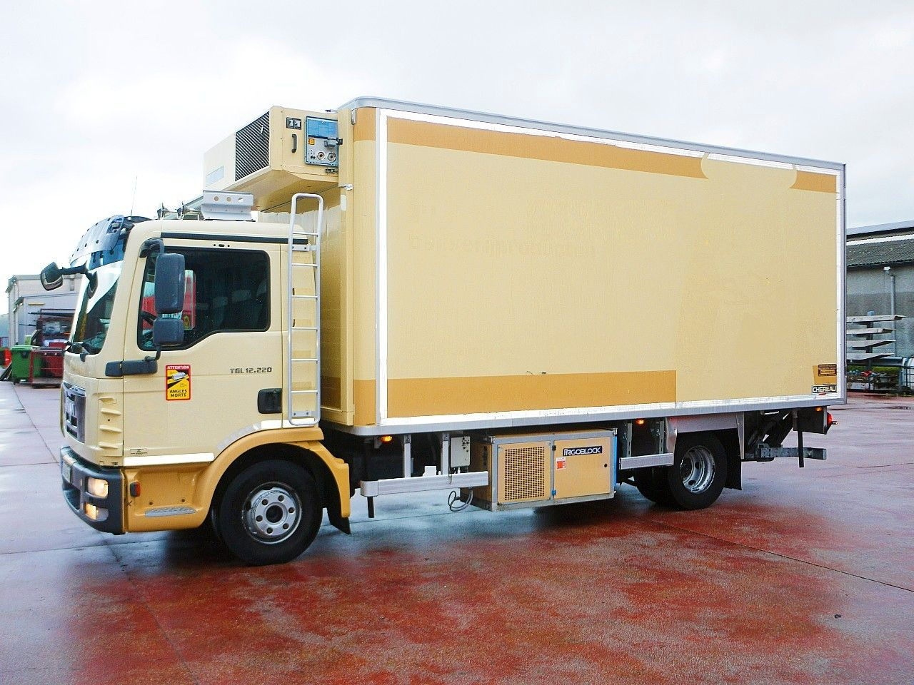 MAN TGL 12.220 KUHLKOFFER CHEREAU FRIGOBLOCK -30C - Külmutiga veoauto: pilt 4 MAN TGL 12.220 KUHLKOFFER CHEREAU FRIGOBLOCK -30C - Külmutiga veoauto: pilt 4