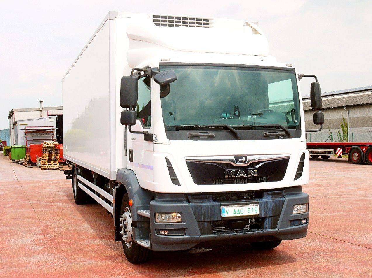 MAN TGM 18.250 KUHLKOFFER THERMOKING V800 MT A/C - Külmutiga veoauto: pilt 1 MAN TGM 18.250 KUHLKOFFER THERMOKING V800 MT A/C - Külmutiga veoauto: pilt 1