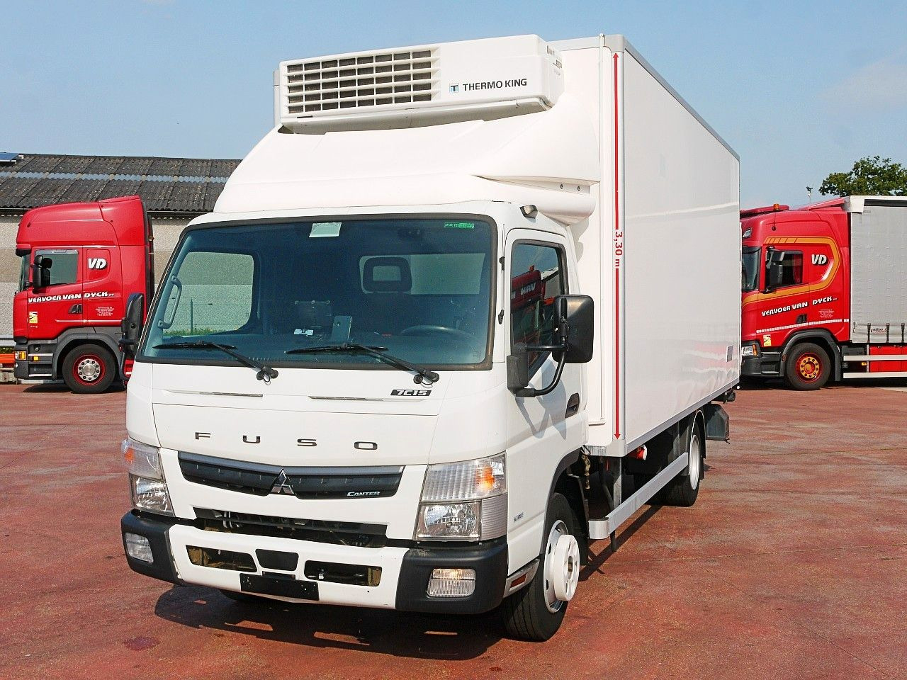Mitsubishi FUSO CANTER 3.0 KUHLKOFFER THERMOKING V800 MT AC - Tarbesõiduk külmik: pilt 5 Mitsubishi FUSO CANTER 3.0 KUHLKOFFER THERMOKING V800 MT AC - Tarbesõiduk külmik: pilt 5
