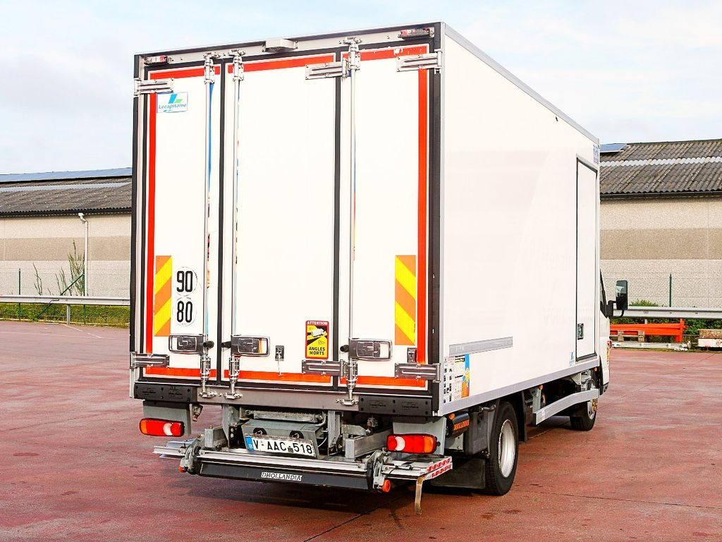 Mitsubishi FUSO CANTER KUHLKOFFER CARRIER SUPRA 750 MULTI - Tarbesõiduk külmik: pilt 5 Mitsubishi FUSO CANTER KUHLKOFFER CARRIER SUPRA 750 MULTI - Tarbesõiduk külmik: pilt 5