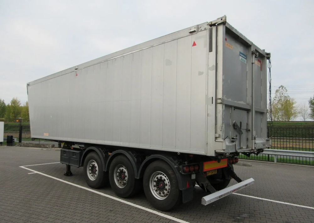 Kempf Wywrotka - Kallur-poolhaagis: pilt 2 Kempf Wywrotka - Kallur-poolhaagis: pilt 2