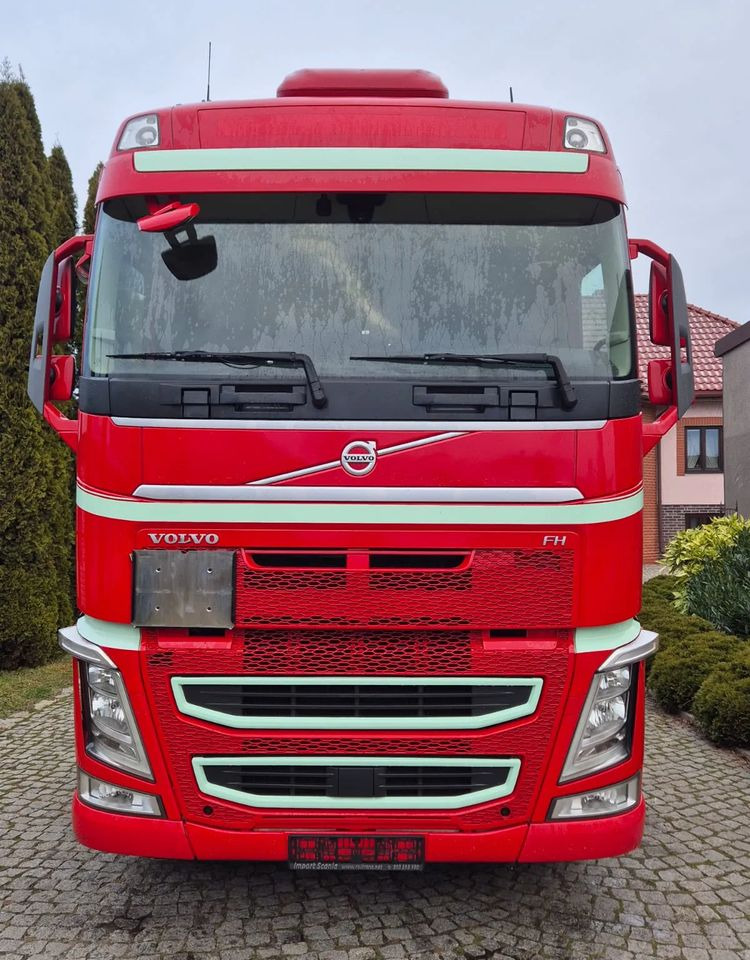 Volvo FH GLOBETROTTER - Sadulveok: pilt 2 Volvo FH GLOBETROTTER - Sadulveok: pilt 2