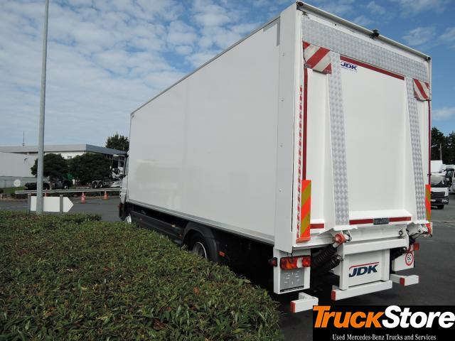 Mercedes-Benz Atego 1221 L - Kasti veoauto: pilt 5 Mercedes-Benz Atego 1221 L - Kasti veoauto: pilt 5