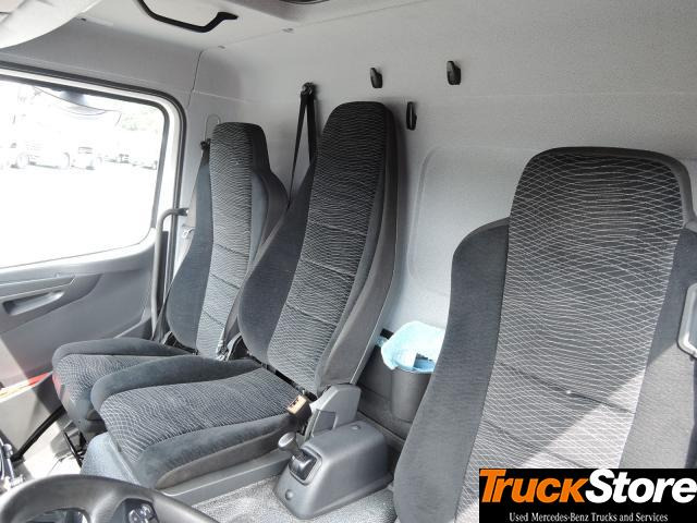 Tarbesõiduk furgoon Mercedes-Benz Atego 818 L: pilt 7