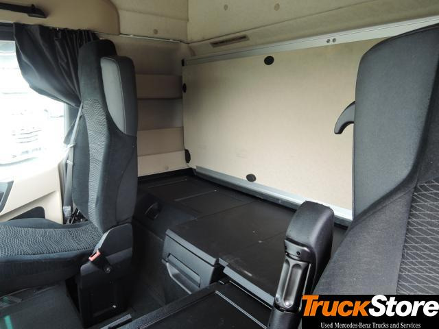 Sadulveok Mercedes-Benz Actros 1843 LS: pilt 8
